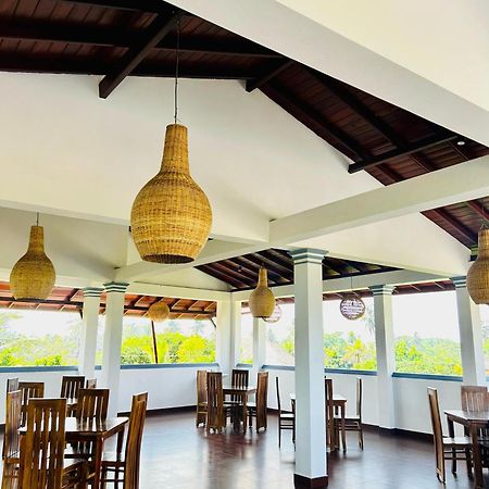Crystal Wave Holiday Resort Polhena Matara Luaran gambar