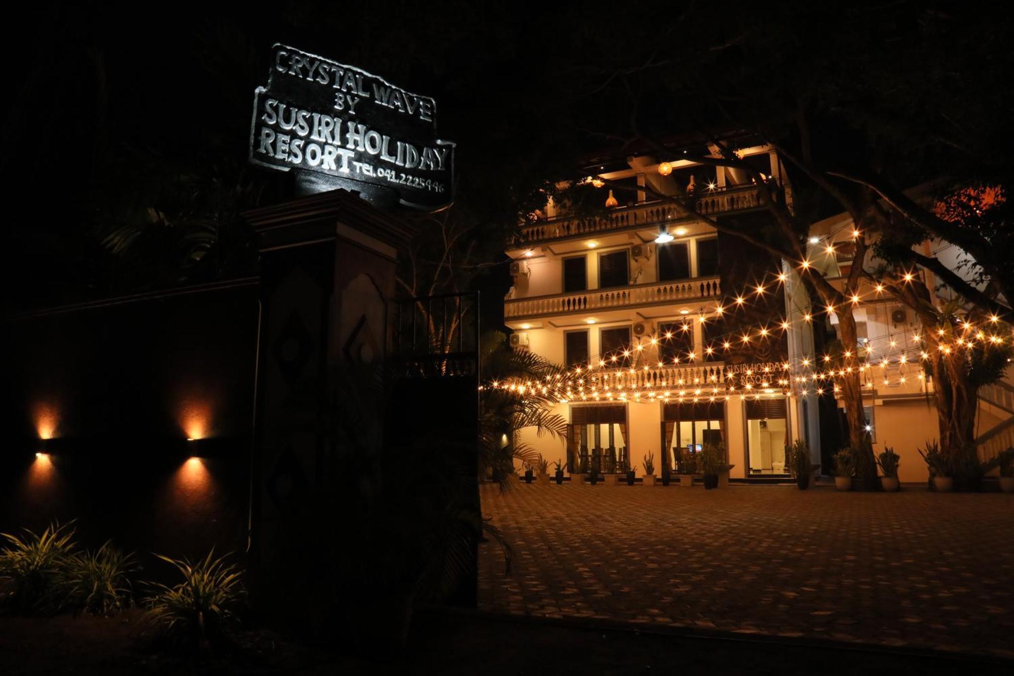 Crystal Wave Holiday Resort Polhena Matara Luaran gambar